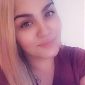 Meet your Posher, Cristina